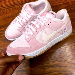 Womens low teddy bear Nike dunks